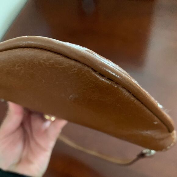 XOXO clutch - Picture 6 of 11